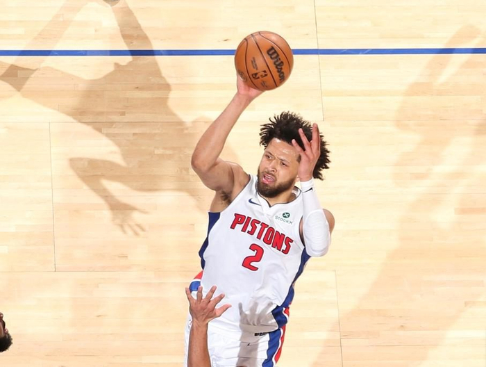 优直播官网-东部第一轰然倒地！坎宁安30+8+8难救主，奇才掀翻活塞欢迎浓眉哥|安东尼·戴维斯|安东尼-戴维斯|菲尼克斯太阳队|布鲁克林篮网队|凯德-坎宁安_新浪体育_新浪新闻