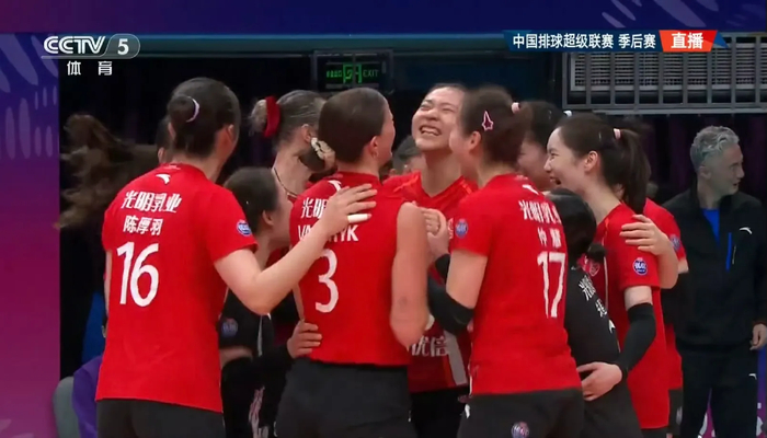 逆风翻盘显底蕴!上海3-1力克北京,双外援扛鼎,仲慧状态堪忧|沃隆科娃|范赖克|陈厚羽|董禹含|高意_新浪新闻